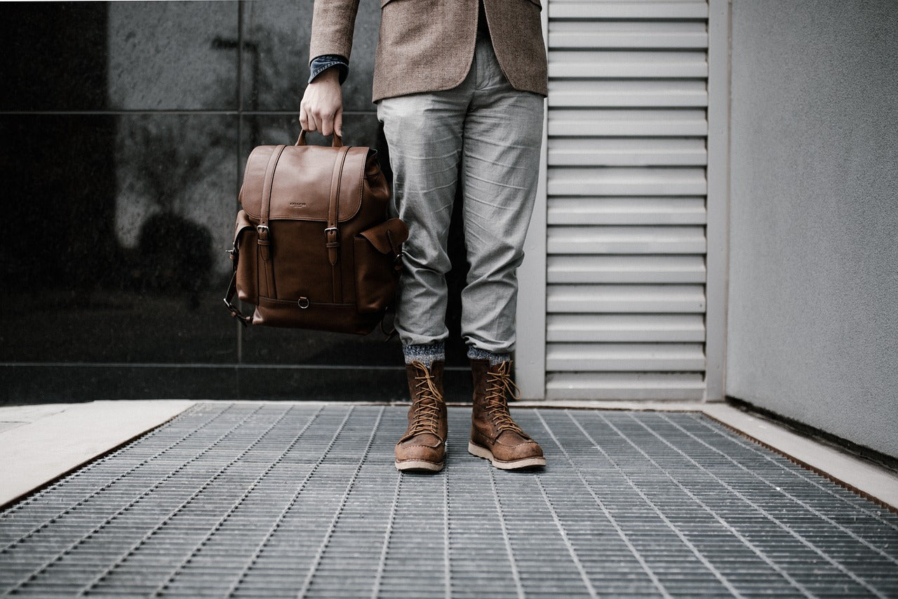 10 Essential Considerations When Buying a Quality Laptop Bag